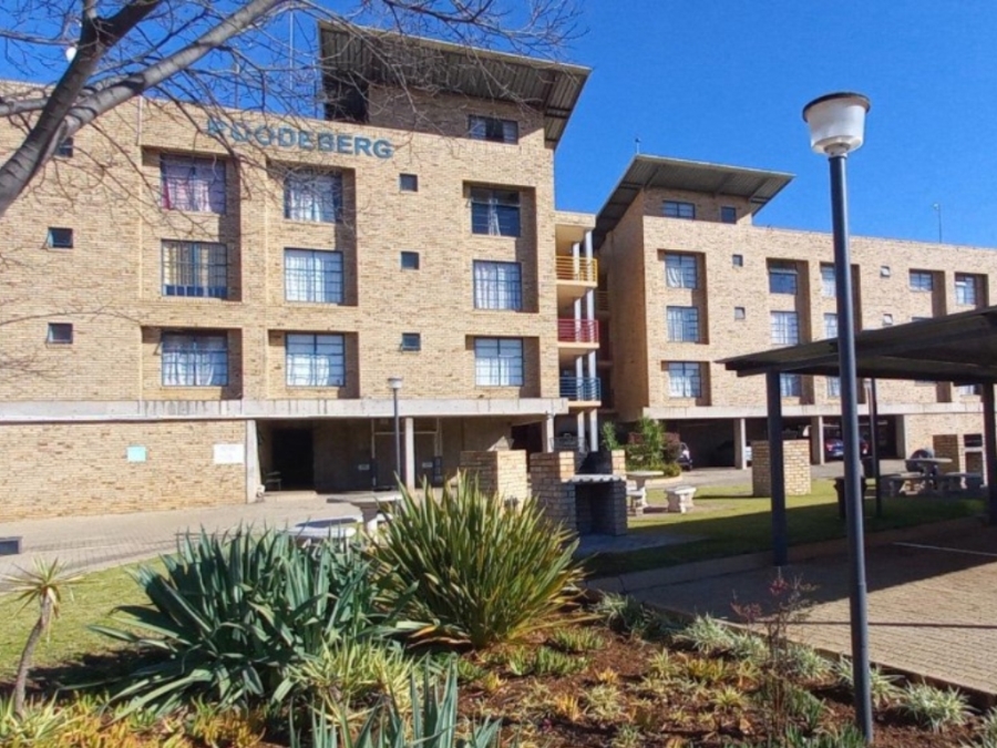2 Bedroom Property for Sale in Kannoniers Park North West